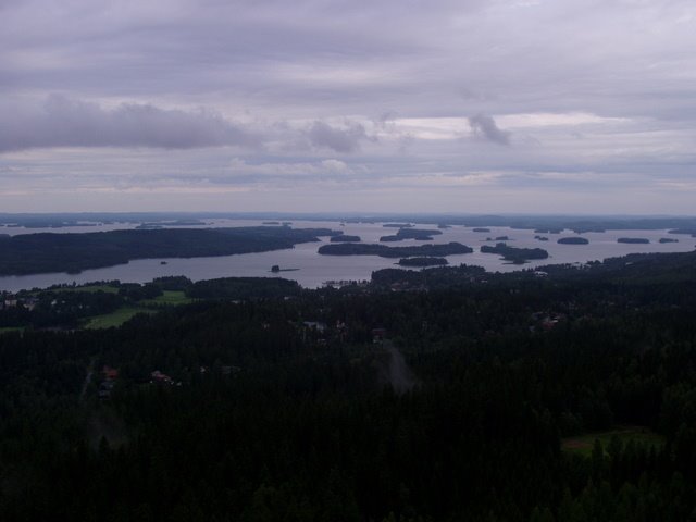 318 Blick auf den Kallavesi vom Puijo-Turm by Daniel Meyer