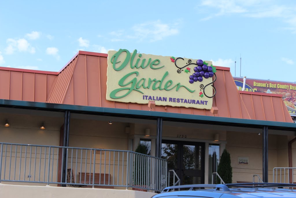 Olive Garden by neil_lanser