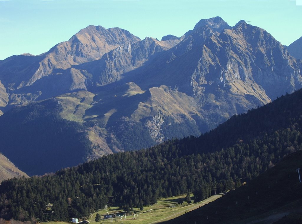 Col d'Azet vers Leytarous et Hourgade by Jean Monkeye