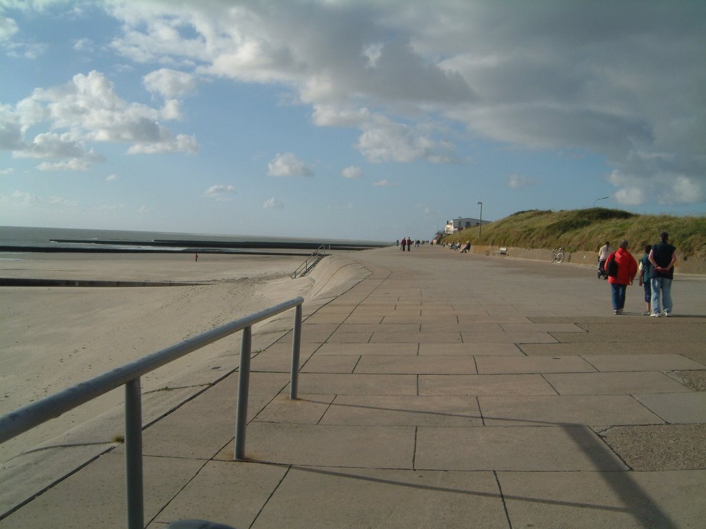 Borkum Südstrand 2006 by Holger Decker