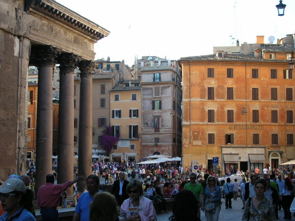 Roma, Pantheon by claudio.cirinei