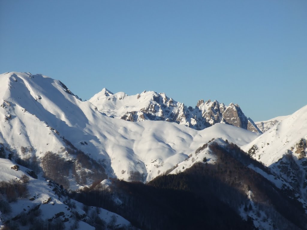 MONTE ZEVOLA - PASSO RISTELE - CIMA MOSCA - BOCCHETTA FONDI - FUMANTE by gipascali