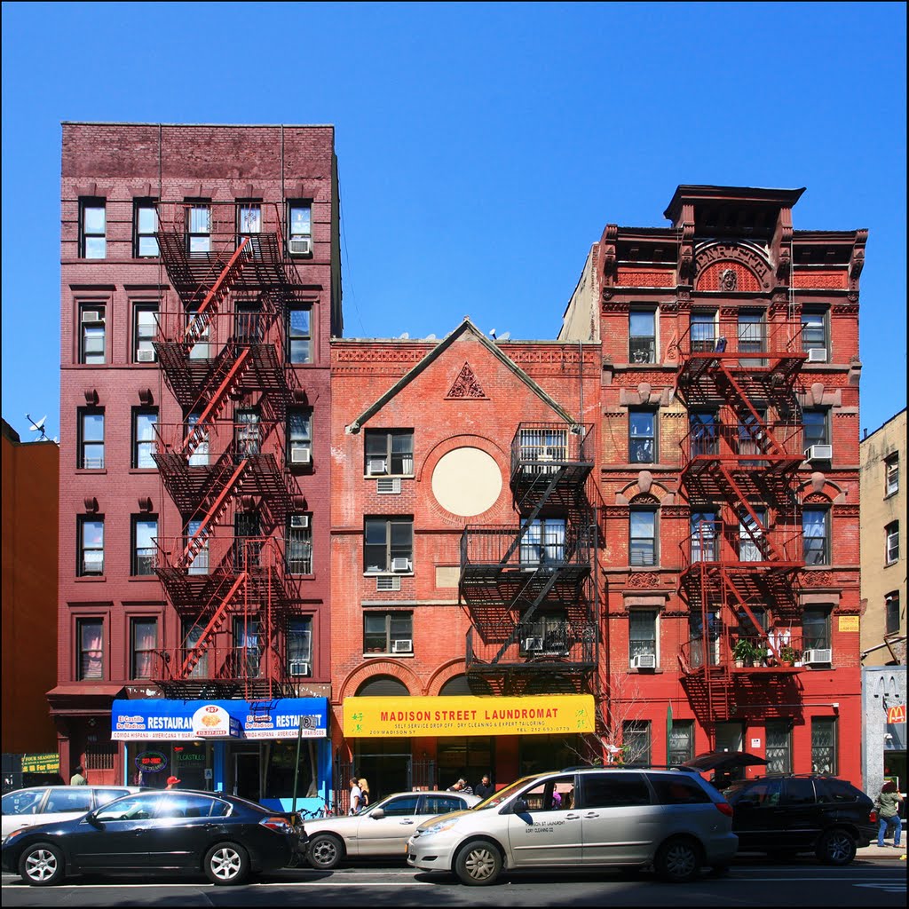 207 - 209 - 211 Madison Street - NYC - September 2011 by LuciaM