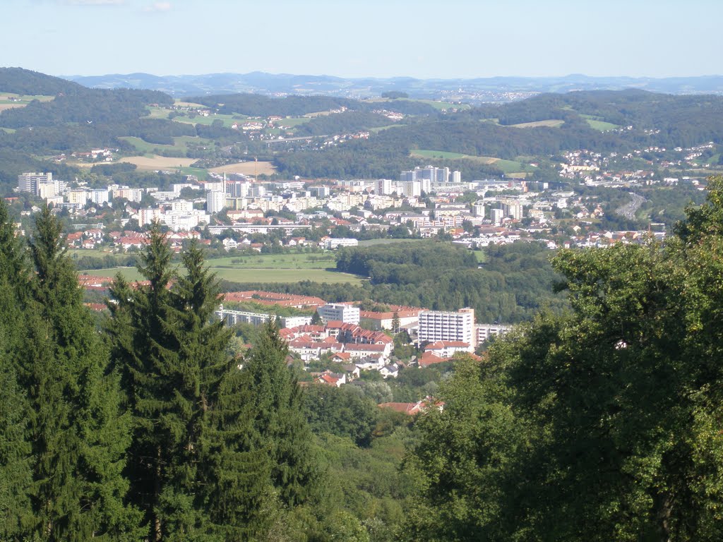 Linz Dornach Blick vom Pöstlingberg by Grasser