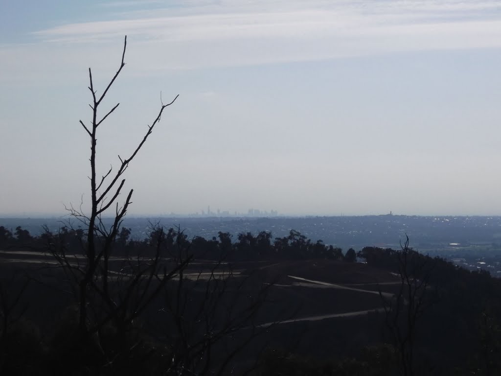 Over the mine to CBD from Lysterfield [2011] by XpektTom