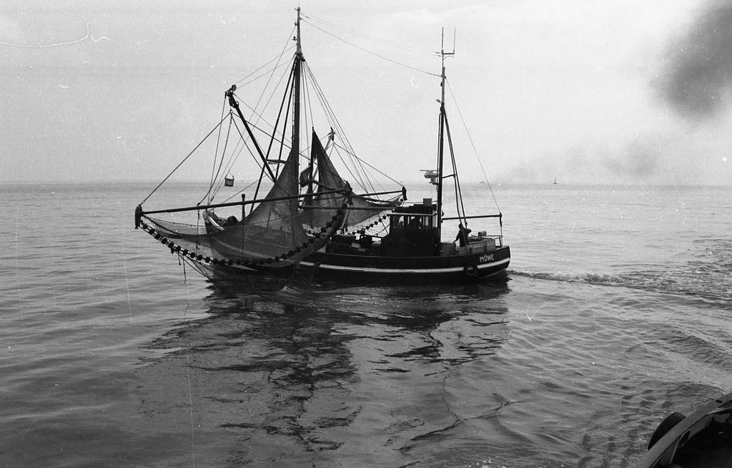 German shrimp Fishing boat by Tjeert.Mensinga ©