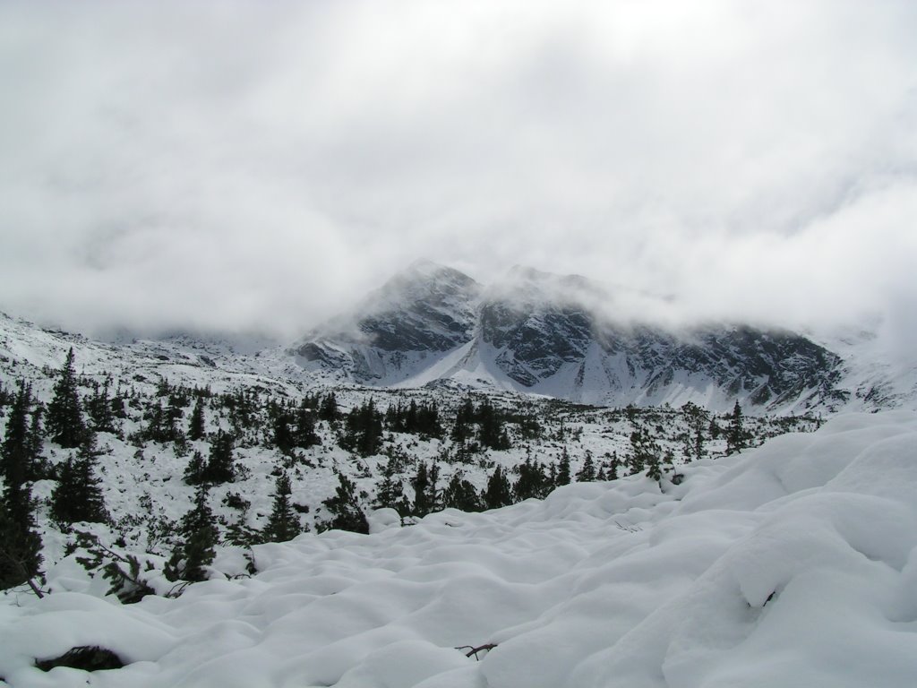 Tatry w śniegu (Summer 2007 :) by klepok