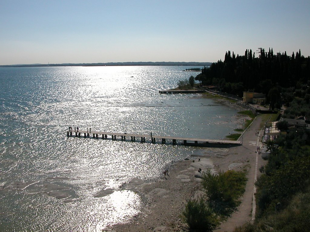 Sirmione dalle terme di Catullo by Raffaele Intorcia