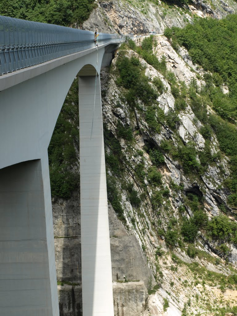 Ponte Valgadena by MRan