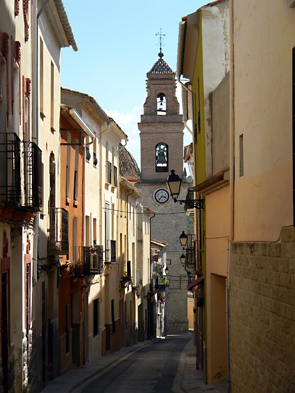 Torre de la iglesia de San Pedro by jnav80