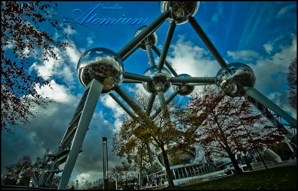 Atomium by abbbba