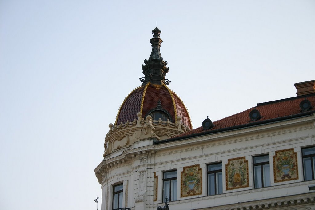 Tower and decoration on Széchenyi square by MBagyinszky