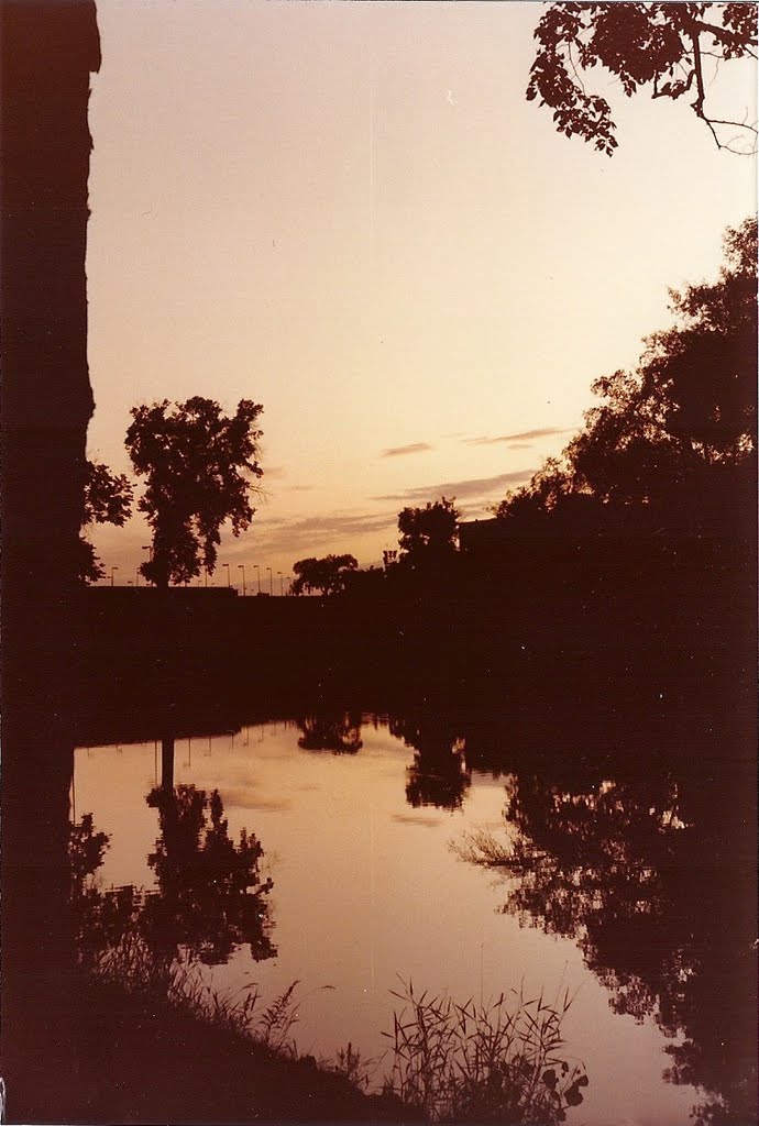 Fargo at Dusk by rutschke.jr