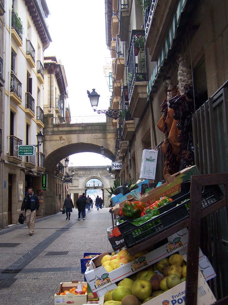 PARTE VIEJA ( DONOSTI ) by Carlos Ramos De  Los Mozos