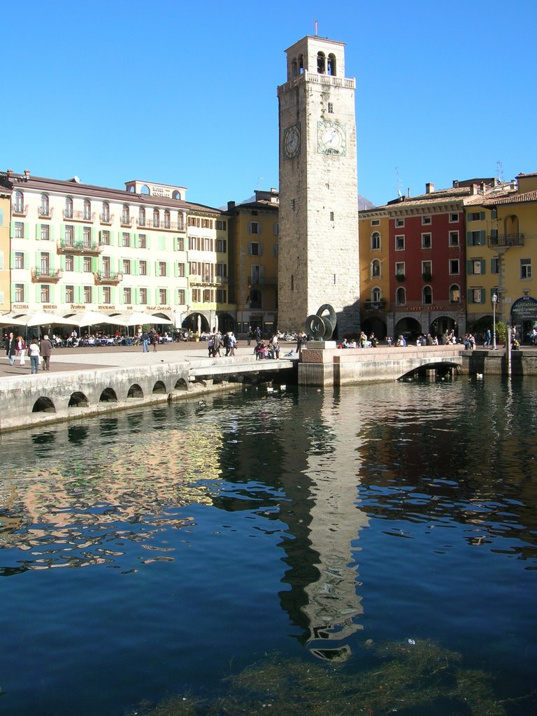 La piazza di Riva del Garda by maestro691