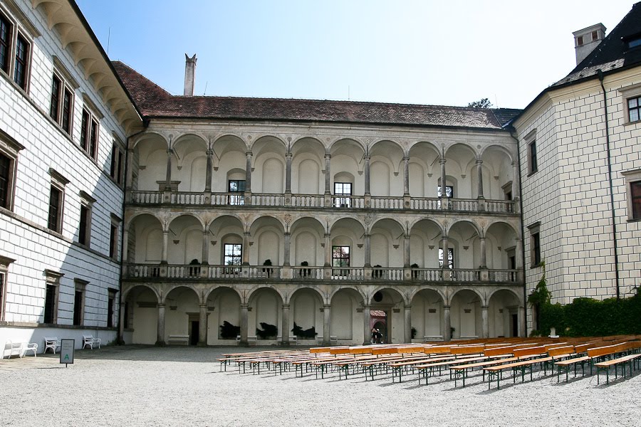 Jindřichův Hradec State Castle and Chateau, Czech republic by Pavol Gorog