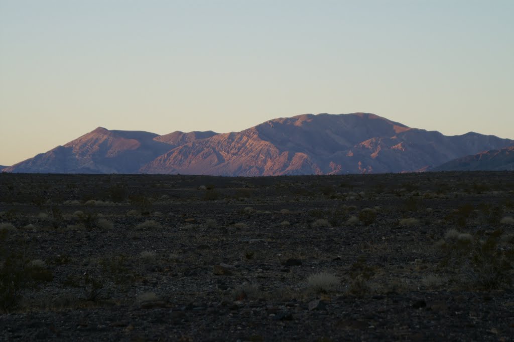 Lone Pine, CA: View SE Toward Death Valley, 2006 by tceng