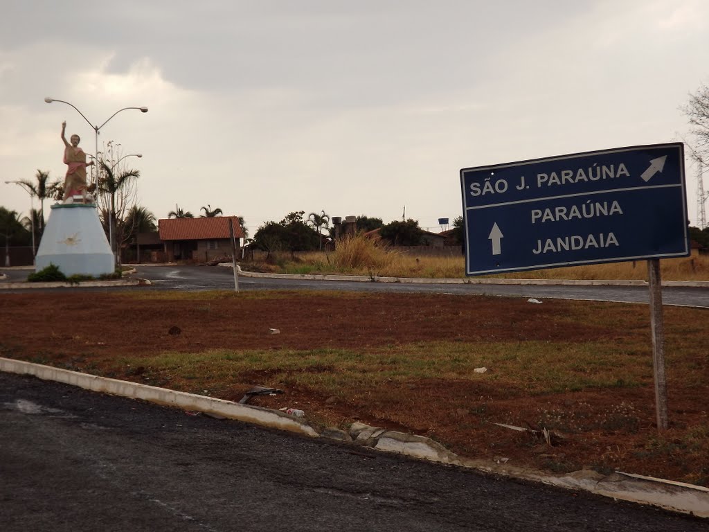 VIRE A DIREITA E VEJA QUE CIDADE SOSSEGADA by wender marques