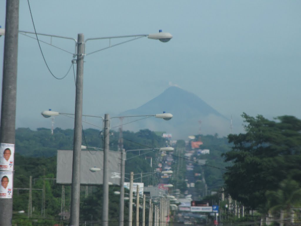 Rumbo a Managua by Carlos Merlin