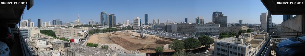 Central Tel-Aviv, looking east by alon_"mauzer"