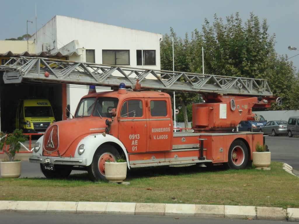 Bombeiros Fire Truck, Lagos Portugal by Pedro#