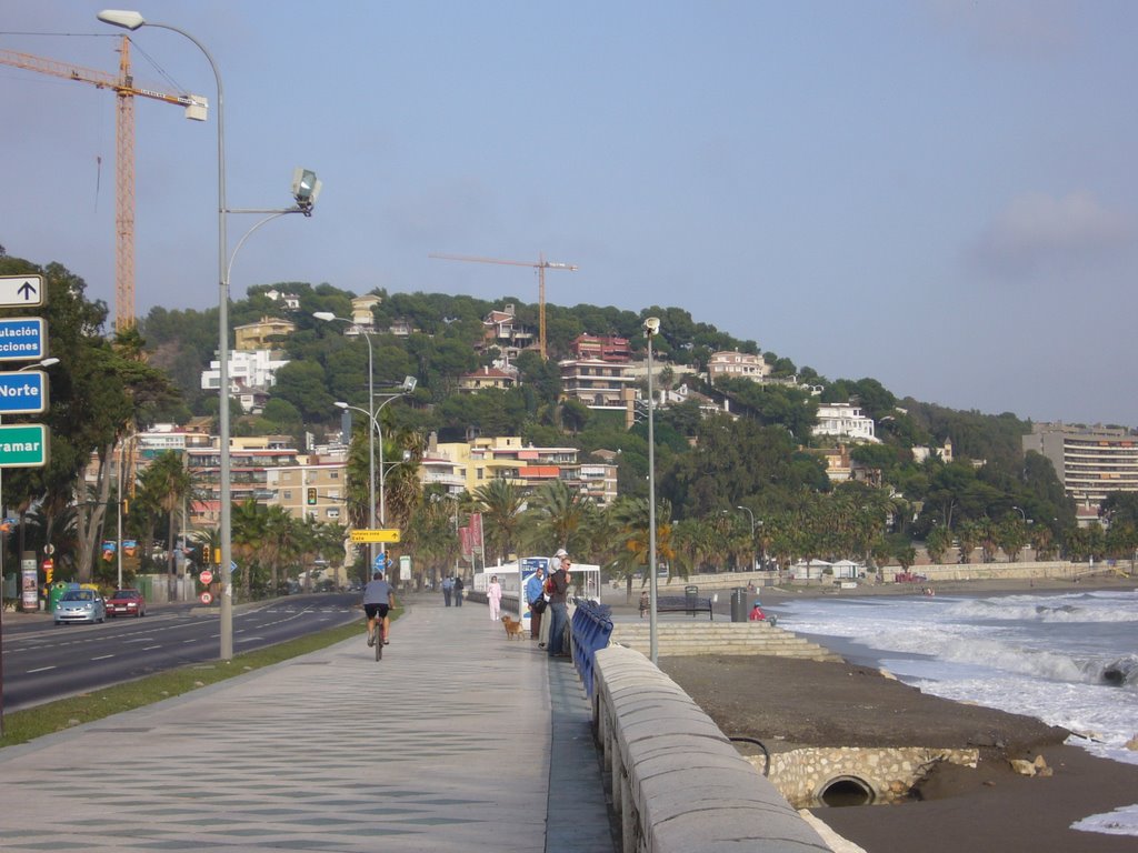 Paseando cerca del Mar by cpcbegin