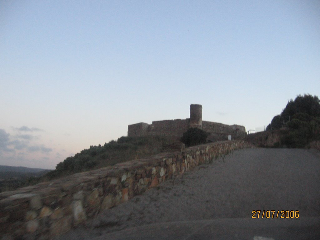 Castle Road, Aljezur by BausA