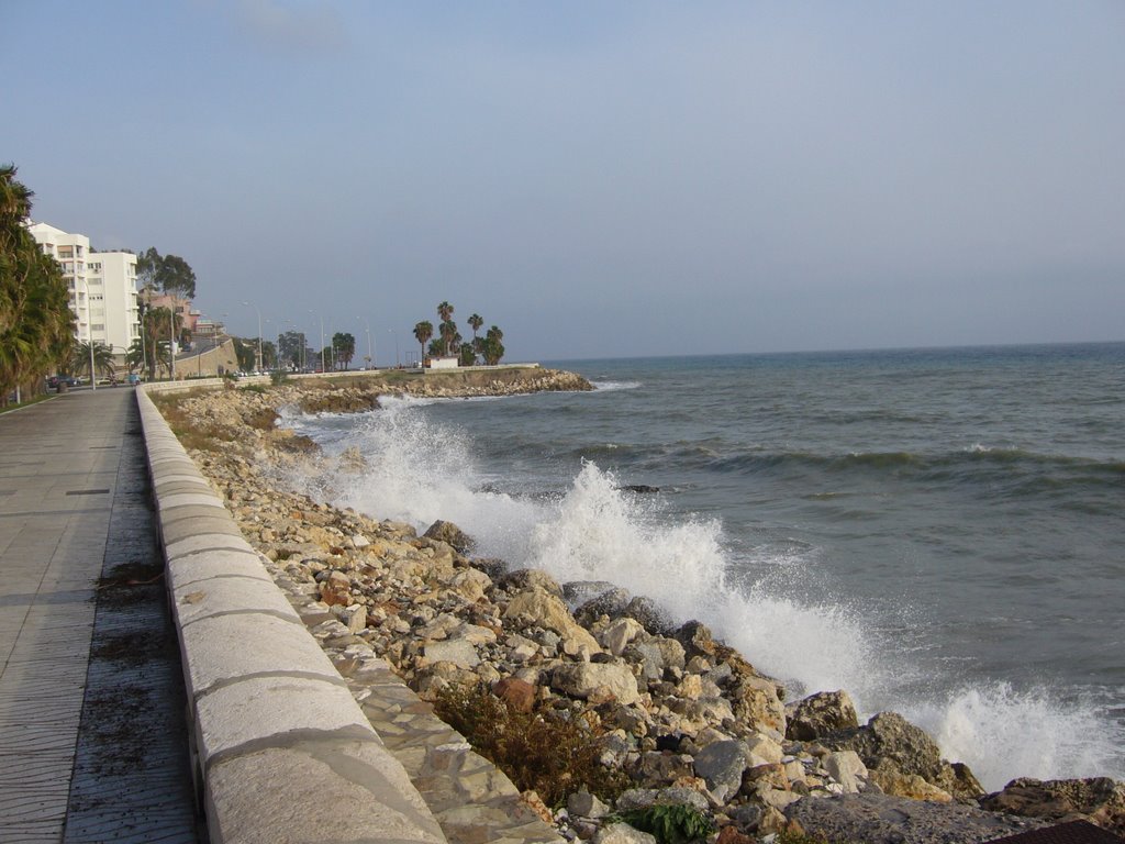 Rompeolas paseo marítimo by cpcbegin