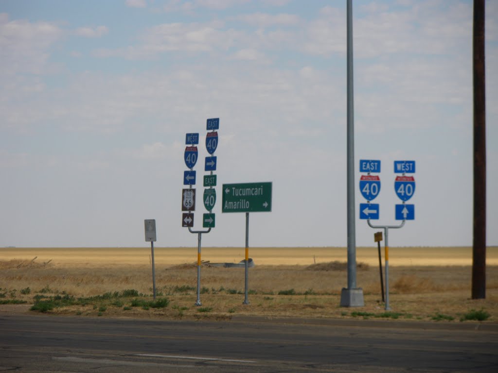 Route 66 (Adrian Texas) by yann'