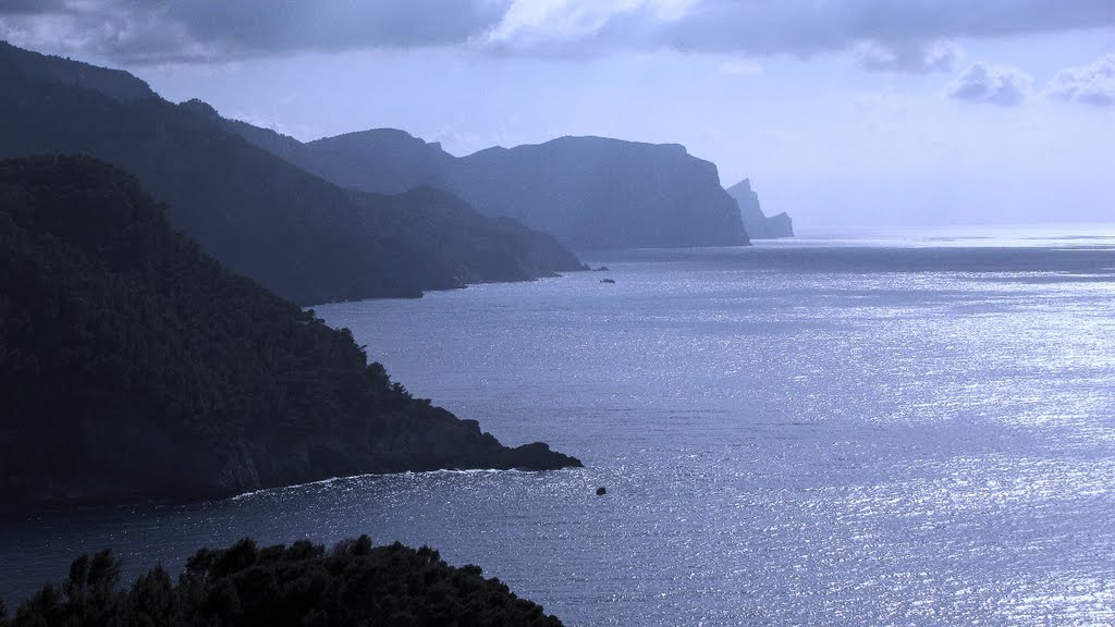 Panyalbufar, Mallorca by Domingo Vázquez