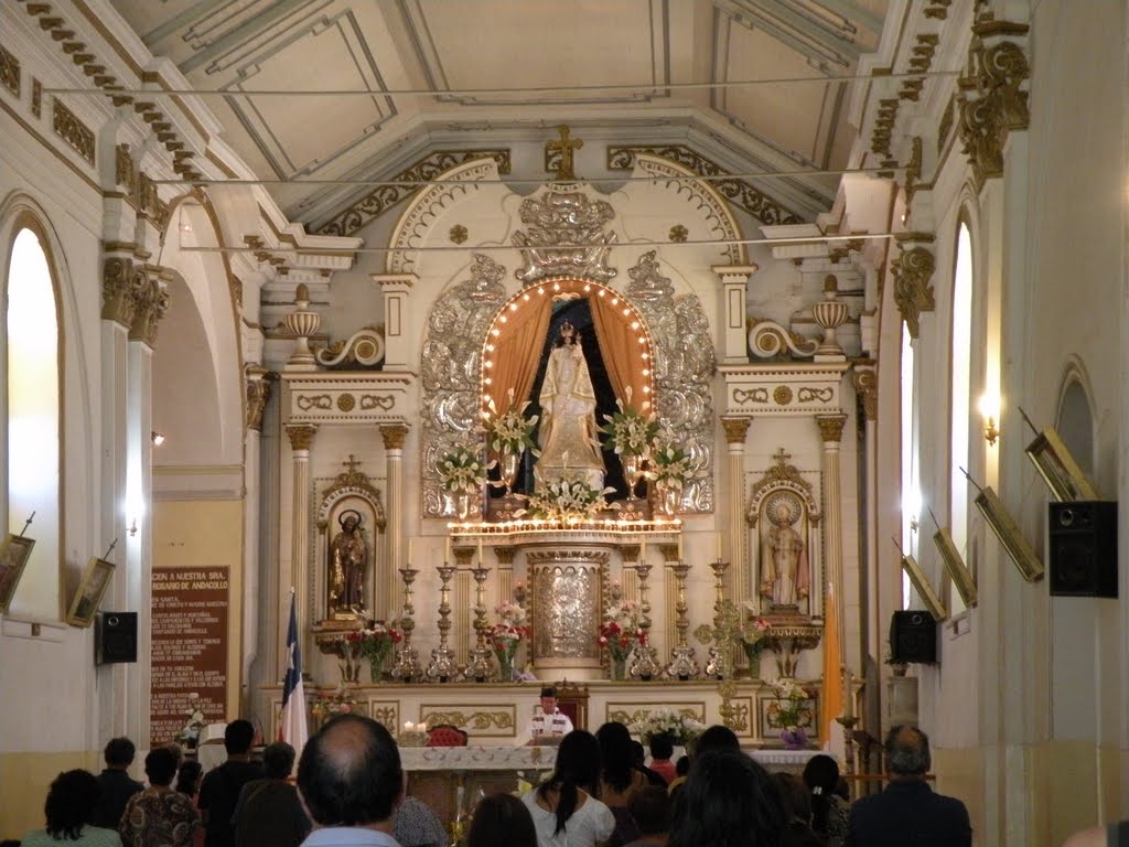 Altar Iglesia Andacollo by Claudio Paz