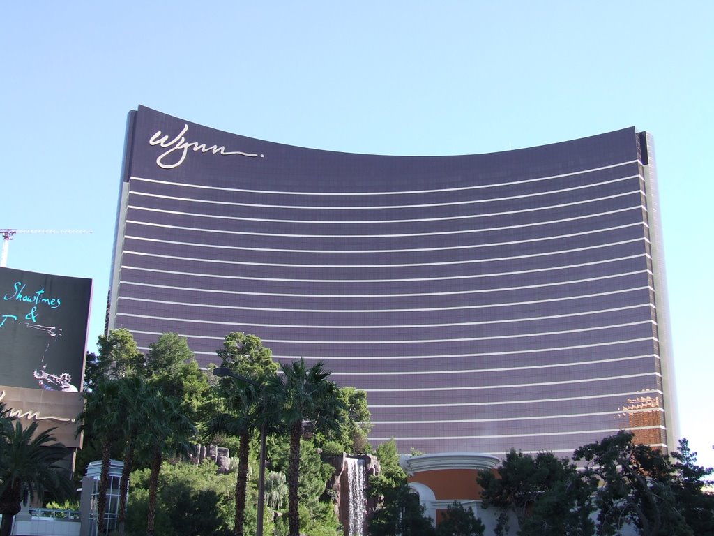 Wynn Up Close by Bret Marr