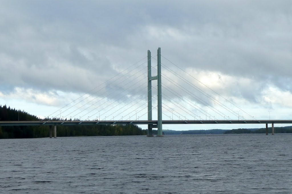 Bridge Heinolan tähti by Erkki Jauhiainen