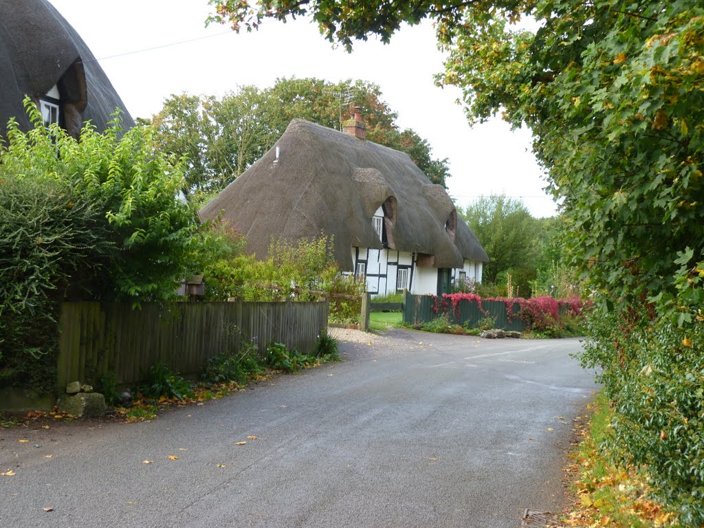 Ablington Cottage. by Ron Mayes