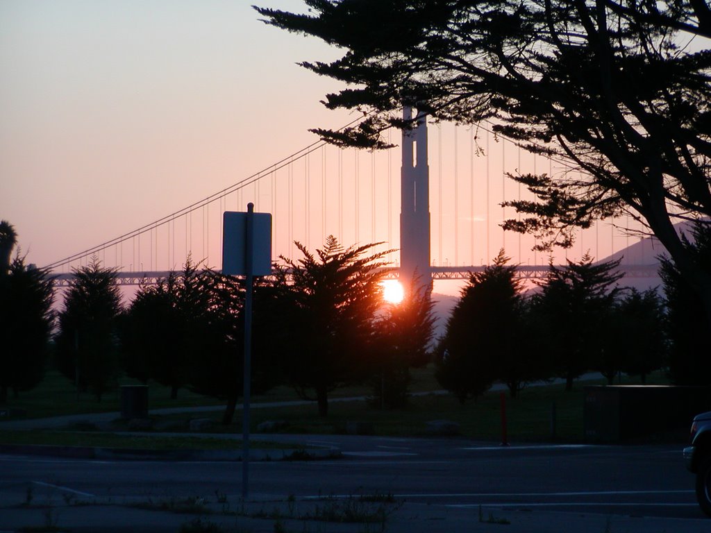 Sunset from Exploratorium to the Golden Bridge, CA by Dmitri Shvetsov