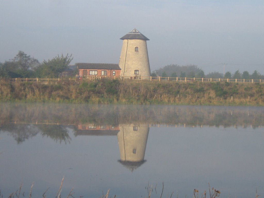 Frosty morning near Eggborough by jeffrey-kellett