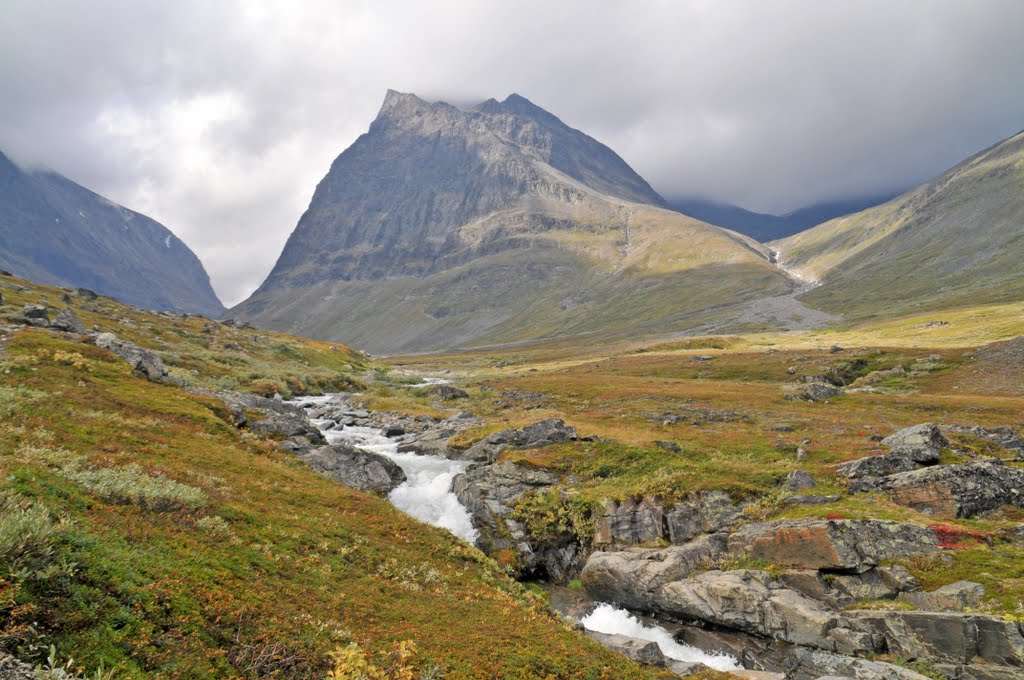 River from Kungsleden by JGuerra