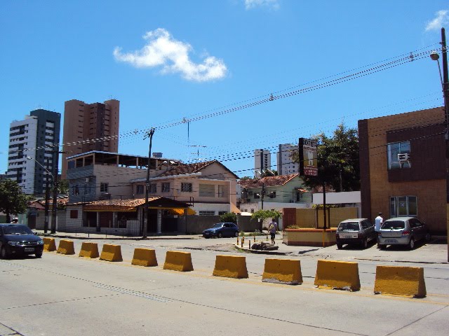 Avenida do Norte Miguel Arraes by Orlando de Almeida Calado