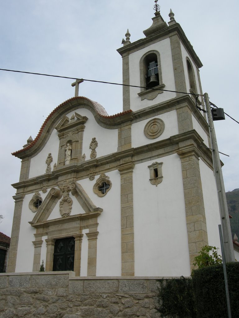 Igreja da Teixeira by Luis Baptista