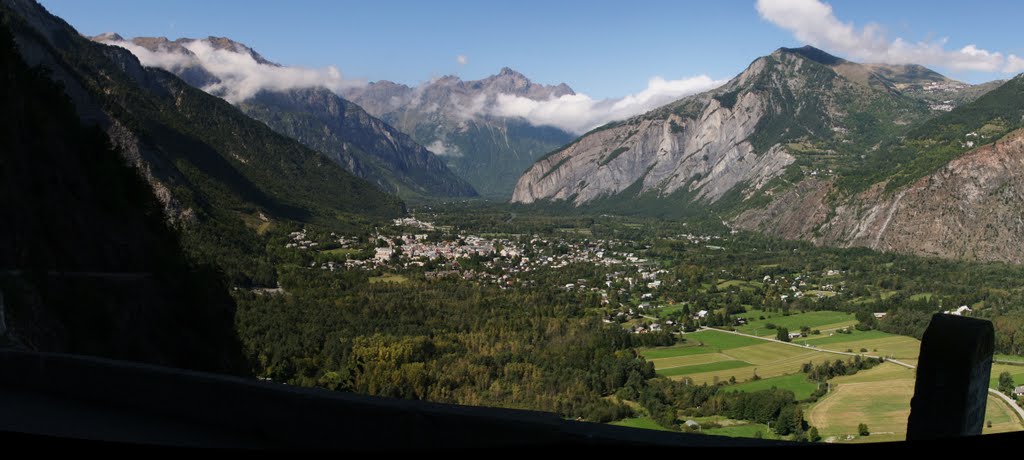 JochenTour auf der Straße nach Villard - Notre Dame by Jochentour.de