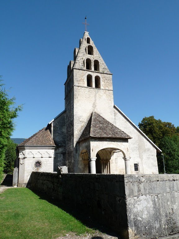 Eglise romane de Vieu by Chephilor