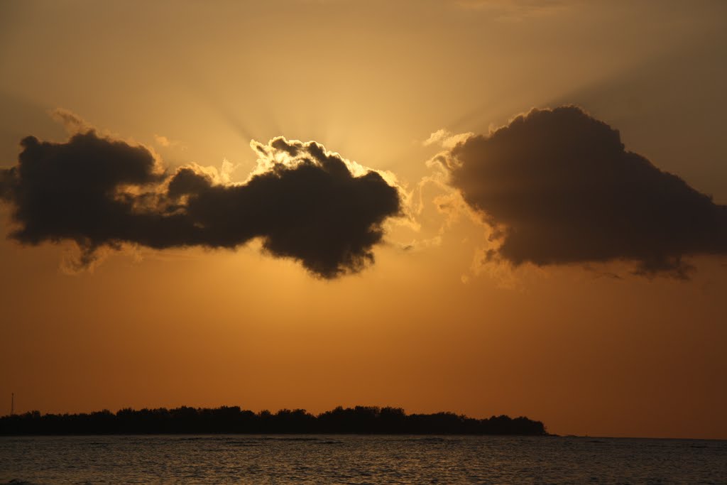 Sunset Gili Air by matt.trenki