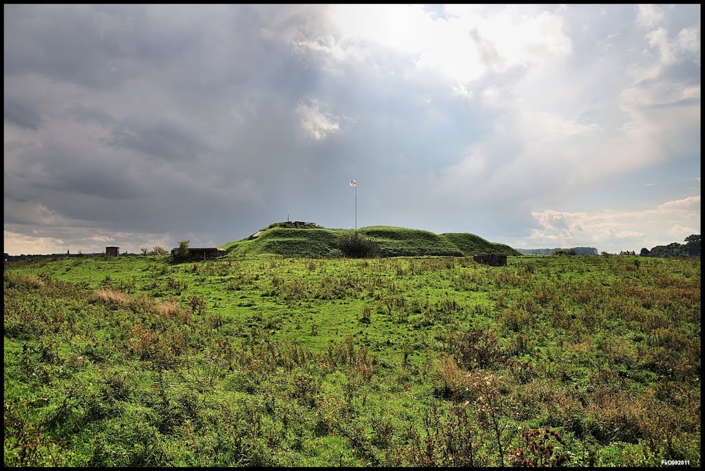 Doornenburg; Fort Pannerden by F. van Daalen