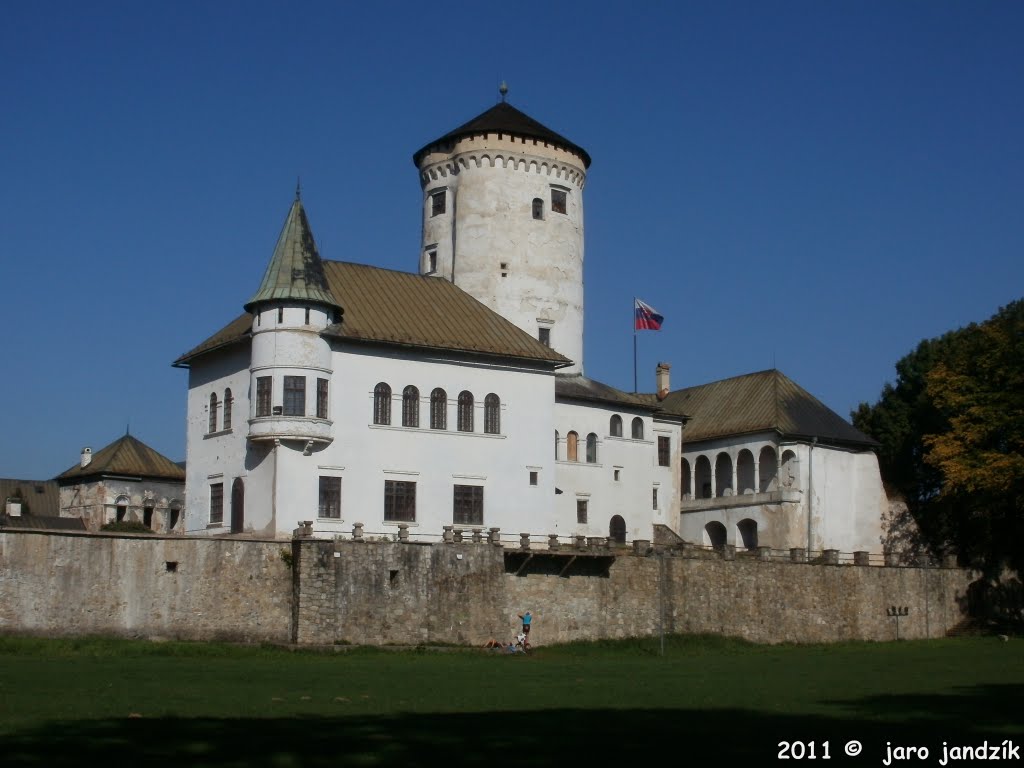 Budatínsky hrad_by_jarro by © jaro jandzik