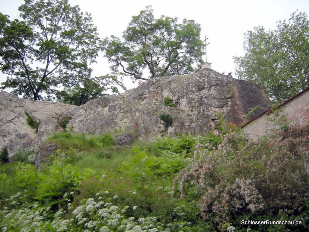 Burg Mangoldstein (Burg zu Wörth) by SchlösserRundschau.de