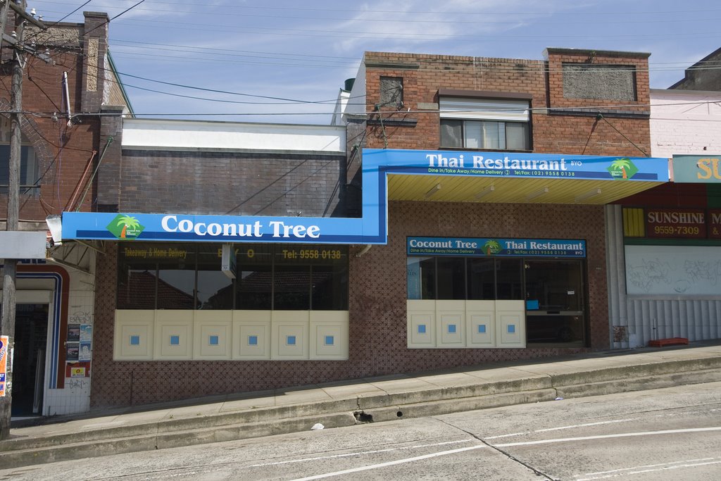 Coconut Tree Thai Restaurant at Marrickville by Maksym Kozlenko