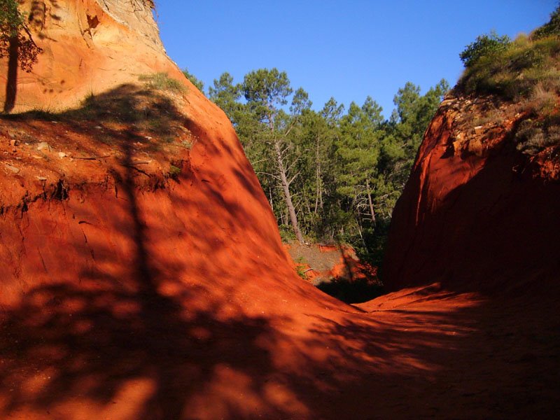 Les ocres de Rustrel by denis martin