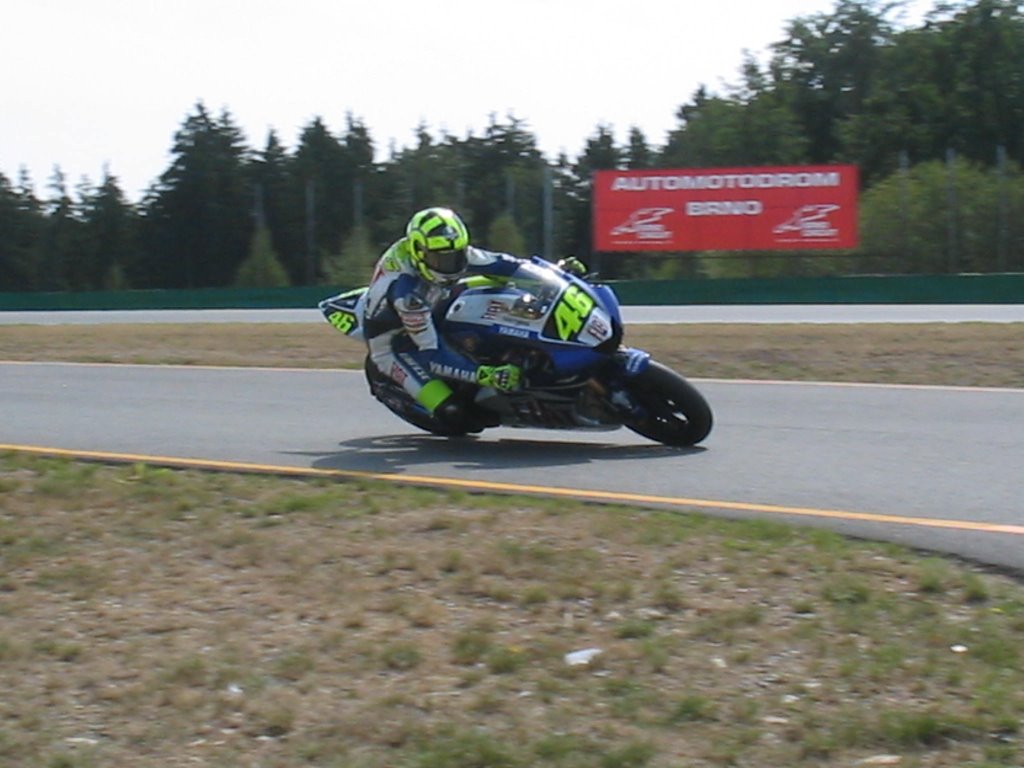 MOTO GP 2007-VALENTINO ROSSI GOING INTO BOX-BRNO-CZECH REPUBLIC by Alessio Gorati