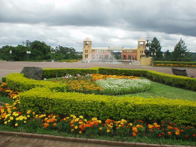 Parque em Curitiba by João Carlos Mompean