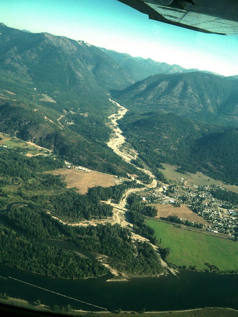 Lightning Creek and Clark Fork River by GeoffScott